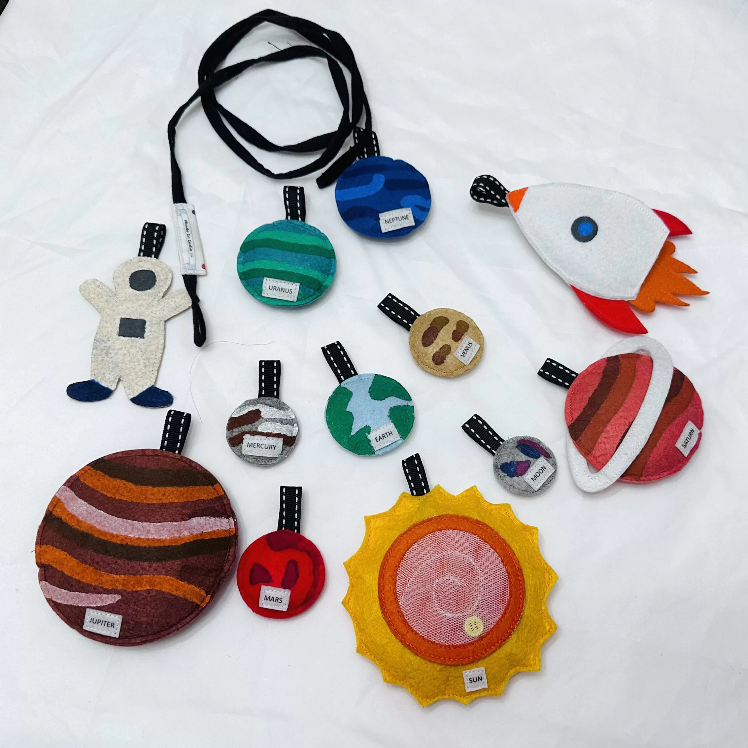 DIY-Planets-SolarSystem-Rocket-Banner-easy-setup-scaled Solar System DIY bunting - Image 1